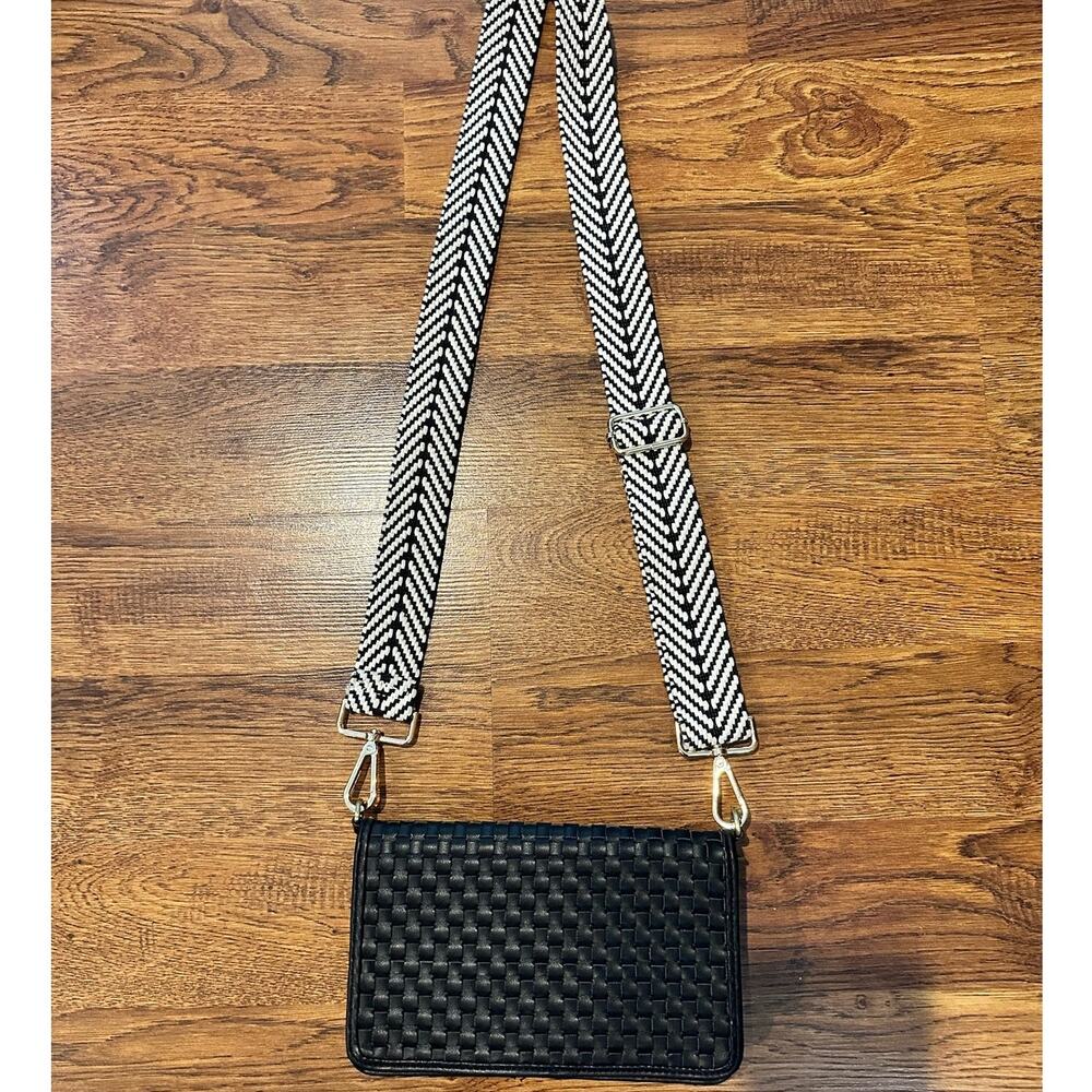 Joy Susan Crossbody Purse with Detachable Strap in Black and Cream